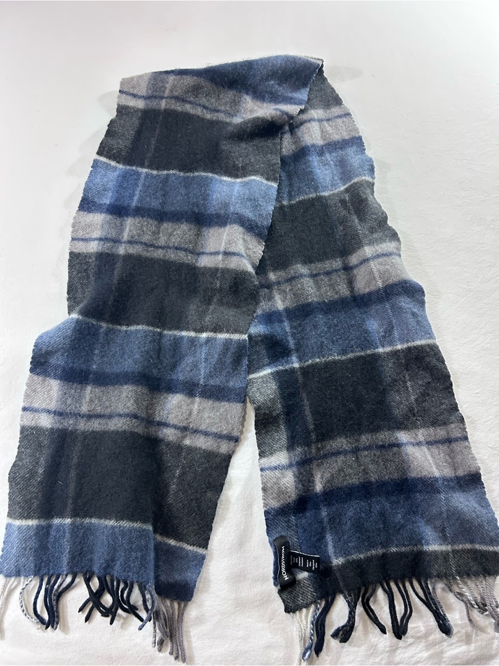 Nordstrom  Shop 100% Cashmere Plaid Luxury Scarf Navy Fringe Unisex